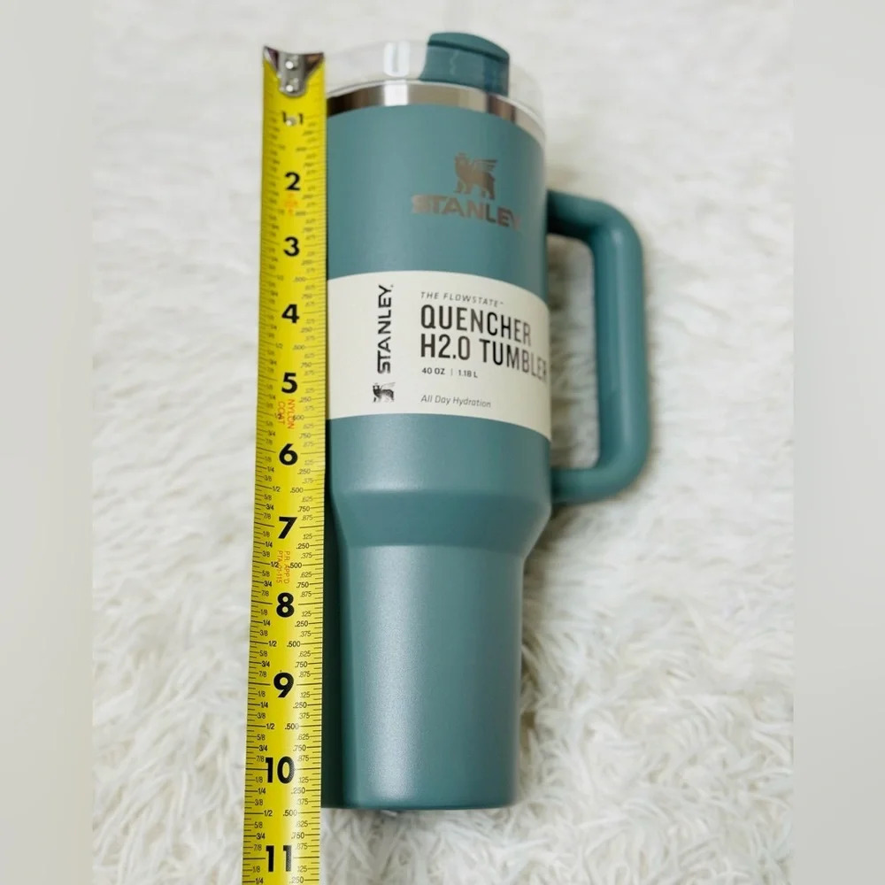 Stanley Tumbler 40oz Stainless Steel H2.0 FlowState Quencher Shale - Picture 7 of 13